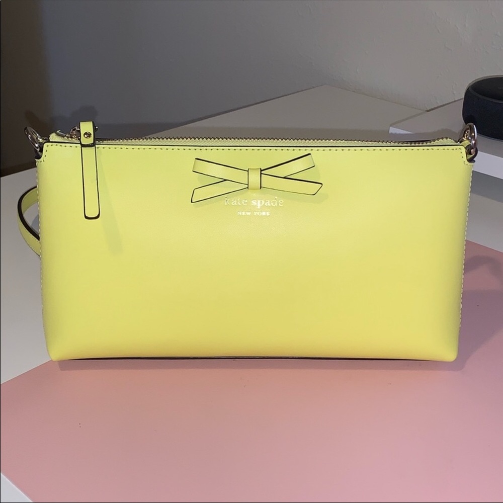 Sawyer Street Declan Limelight crossbody